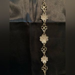 Liz Claiborne Signed shamrock Pave bracelet!☘️